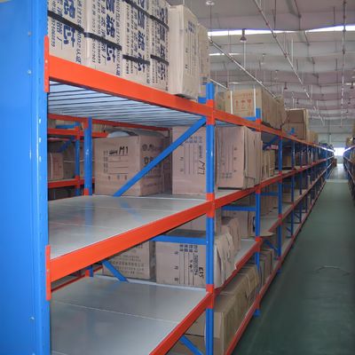 Development Conventional Steel Panel Medium Duty Long Span Rack for Industrial Storage