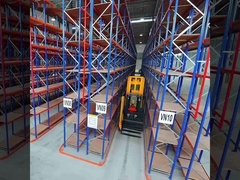 Système d'étagère à couloir étroit démontable pour charges lourdes avec une capacité de 800 à 2000 kg